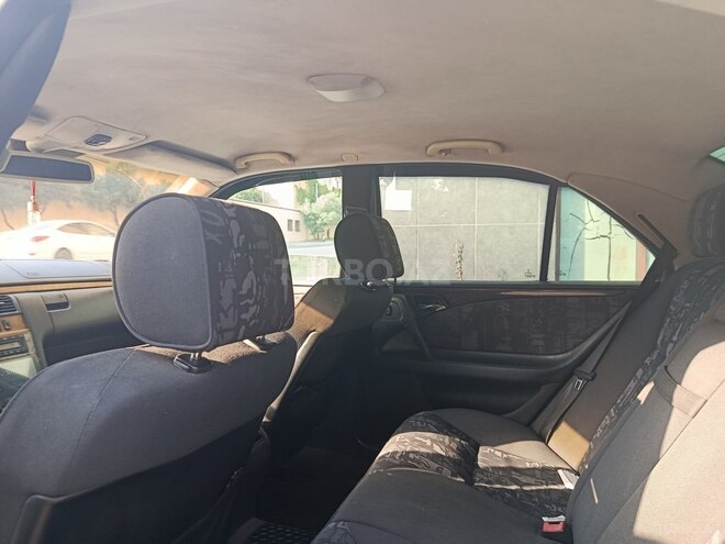 Mercedes E 220 1999, 380,000 km - 2.2 l - Bakı