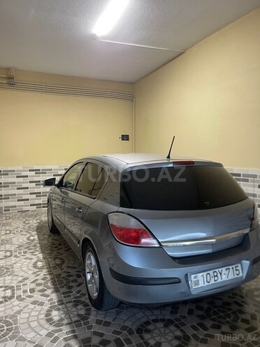 Opel Astra 2004, 320,000 km - 1.4 l - Bakı