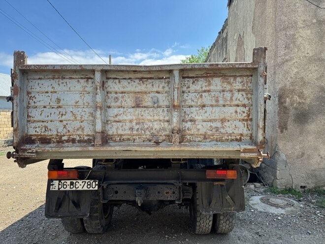 ZIL 130 1993, 144,000 km - 6.0 l - Mingəçevir
