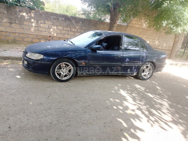 Opel Omega 1996, 88,946 km - 2.0 l - Salyan