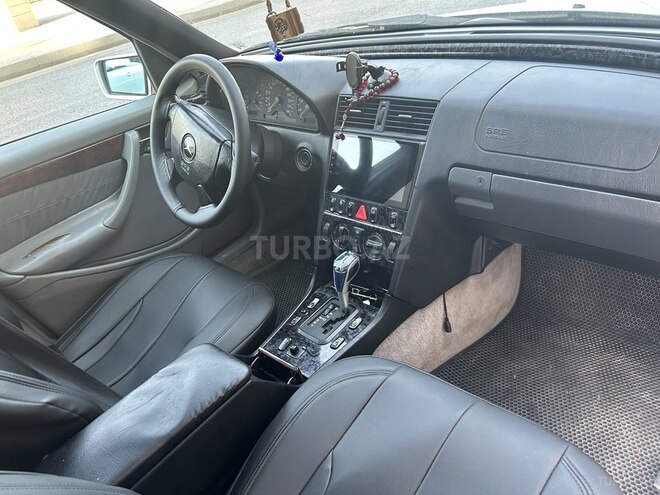 Mercedes C 230 1998, 153,000 km - 2.3 l - Bakı