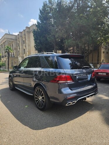 Mercedes ML 250 4MATIC 2015, 234,000 km - 2.1 l - Bakı
