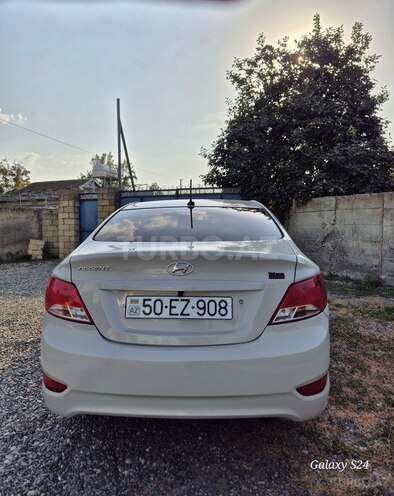 Hyundai Accent 2015, 216,000 km - 1.6 l - Sumqayıt
