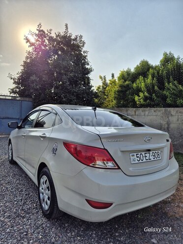 Hyundai Accent 2015, 216,000 km - 1.6 l - Sumqayıt