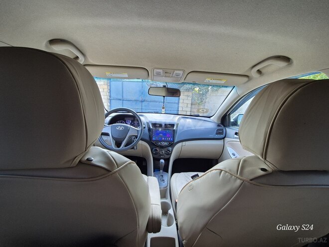 Hyundai Accent 2015, 216,000 km - 1.6 l - Sumqayıt