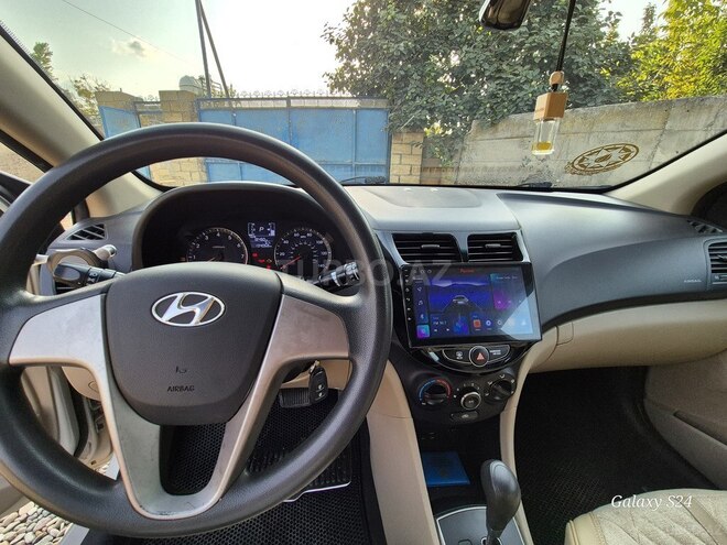 Hyundai Accent 2015, 216,000 km - 1.6 l - Sumqayıt