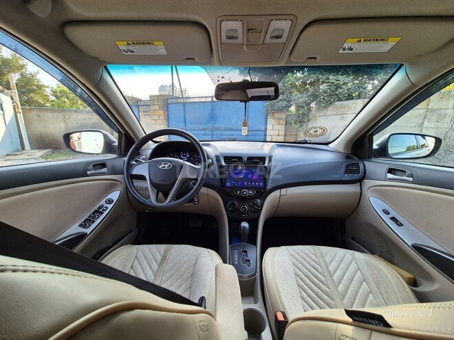 Hyundai Accent 2015, 216,000 km - 1.6 l - Sumqayıt