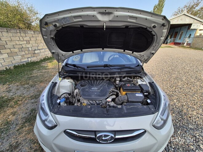 Hyundai Accent 2015, 216,000 km - 1.6 l - Sumqayıt