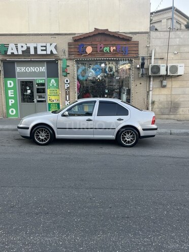 Volkswagen Bora 1999, 338,121 km - 1.6 l - Bakı