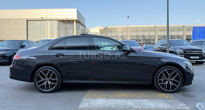 Mercedes E 300 de 2022, 10,000 km - 2.0 l - Bakı