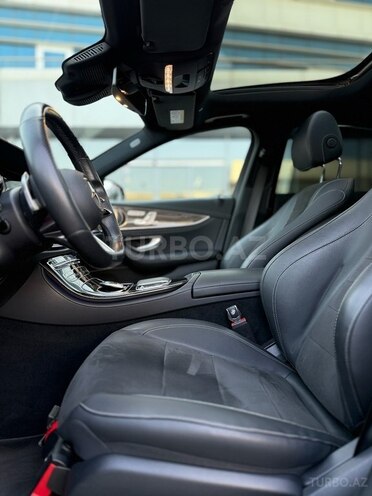 Mercedes E 300 de 2022, 10,000 km - 2.0 l - Bakı