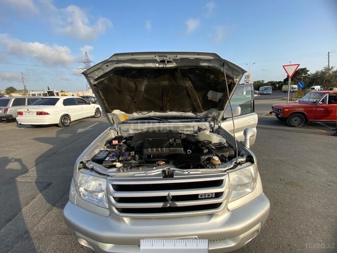 Mitsubishi Pajero io 2001, 160,032 km - 2.0 л - Bakı