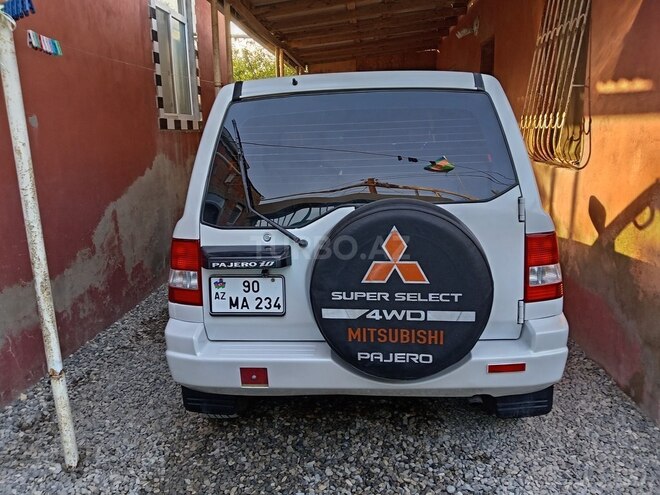 Mitsubishi Pajero io 2000, 421,552 km - 1.8 л - Bakı