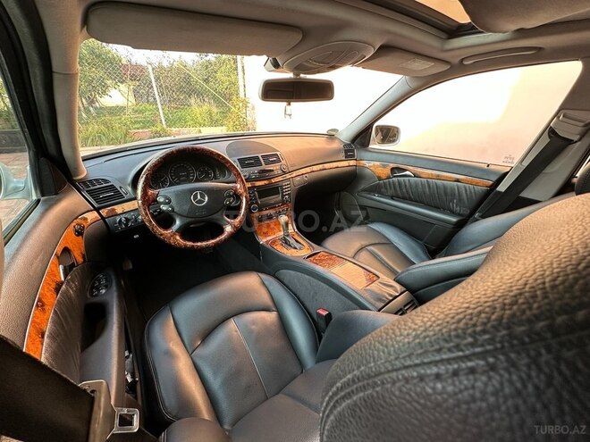 Mercedes E 220 2008, 350,000 km - 2.2 л - Quba