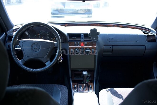 Mercedes C 200 1999, 371,000 km - 2.0 л - Bakı