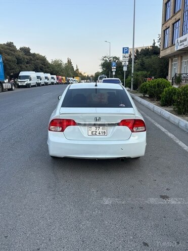 Honda Civic 2008, 300,000 km - 1.3 l - Bakı