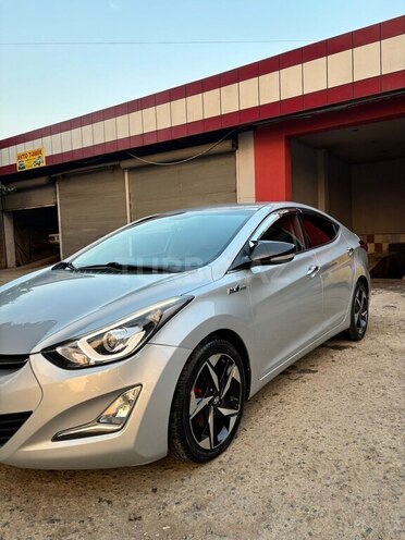 Hyundai Avante 2014, 187,000 km - 1.6 l - Masallı