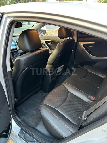 Hyundai Avante 2014, 187,000 km - 1.6 l - Masallı
