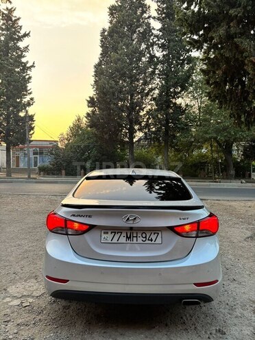 Hyundai Avante 2014, 187,000 km - 1.6 l - Masallı