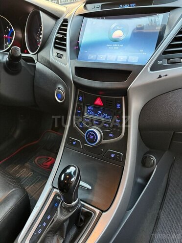 Hyundai Avante 2014, 187,000 km - 1.6 l - Masallı