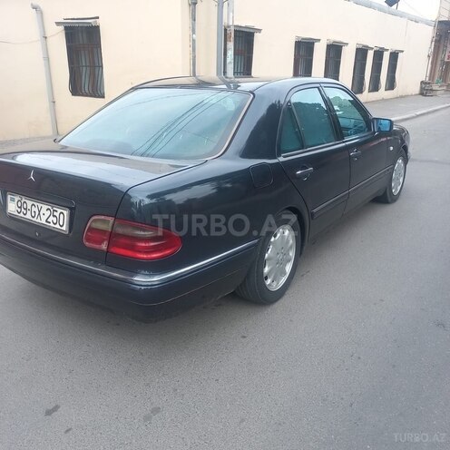 Mercedes E 220 1999, 790,000 km - 2.2 l - Gəncə