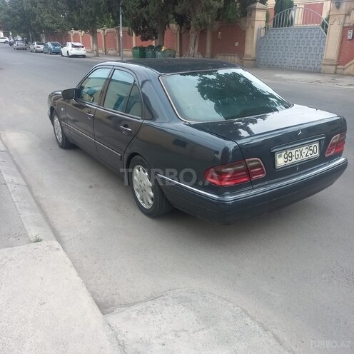 Mercedes E 220 1999, 790,000 km - 2.2 l - Gəncə