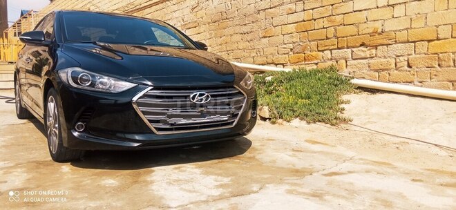 Hyundai Elantra 2015, 130,000 km - 1.6 л - Bakı