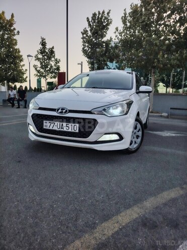 Hyundai i20 2016, 286,000 km - 1.1 л - Kürdəmir