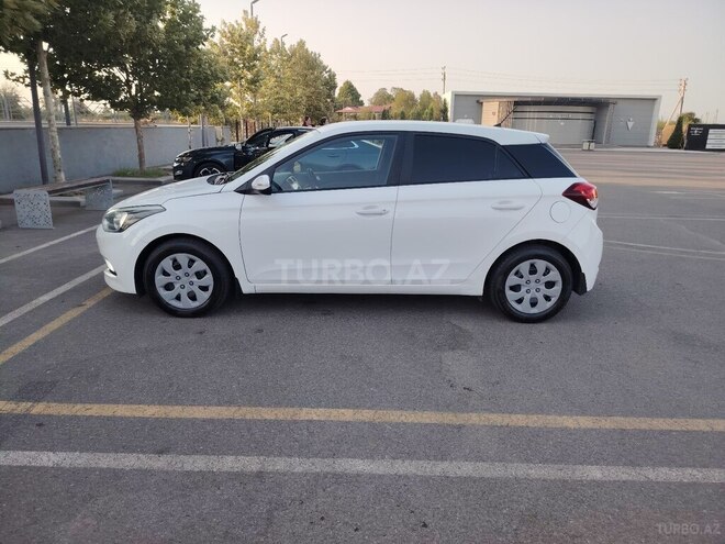 Hyundai i20 2016, 286,000 km - 1.1 л - Kürdəmir