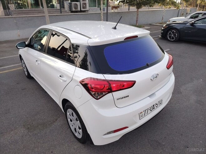 Hyundai i20 2016, 286,000 km - 1.1 л - Kürdəmir
