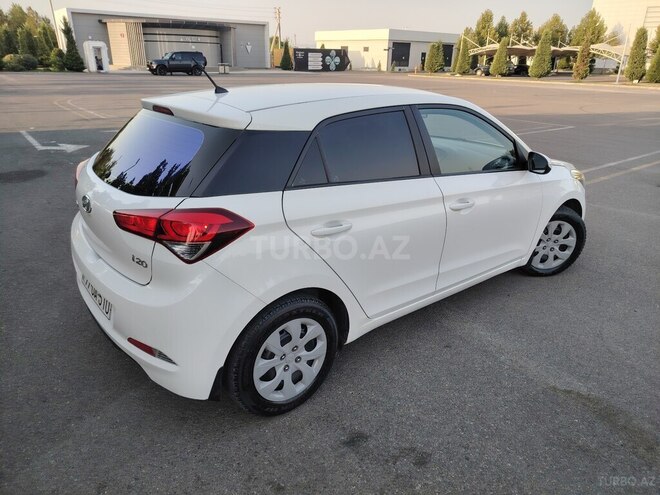 Hyundai i20 2016, 286,000 km - 1.1 л - Kürdəmir