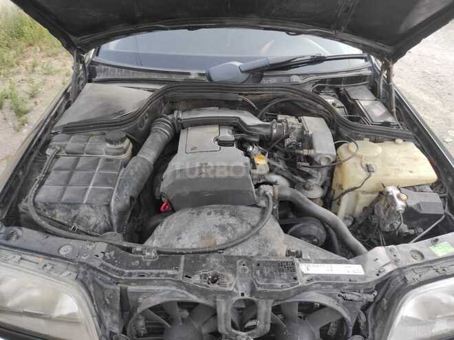 Mercedes C 200 1994, 200,000 km - 2.0 l - Şəmkir