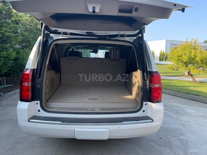 Chevrolet Suburban 2015, 172,000 km - 5.3 l - Bakı