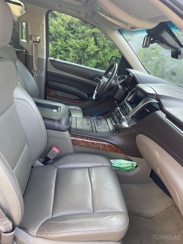 Chevrolet Suburban 2015, 172,000 km - 5.3 l - Bakı