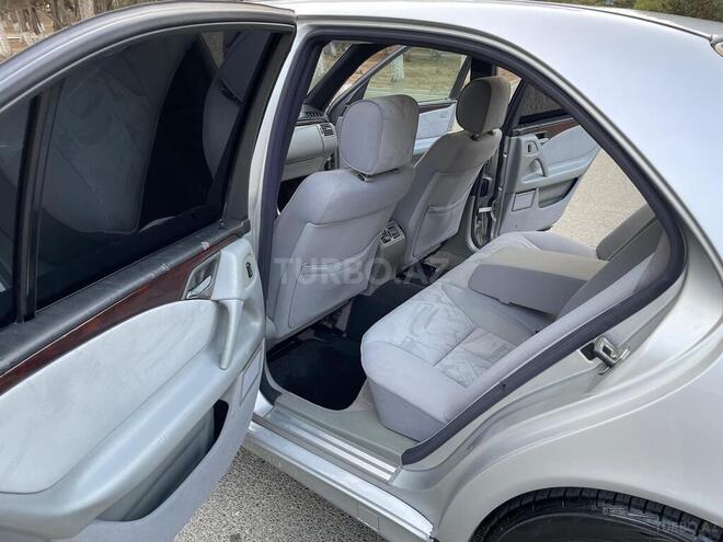 Mercedes E 280 1998, 443,215 km - 2.8 l - Sumqayıt