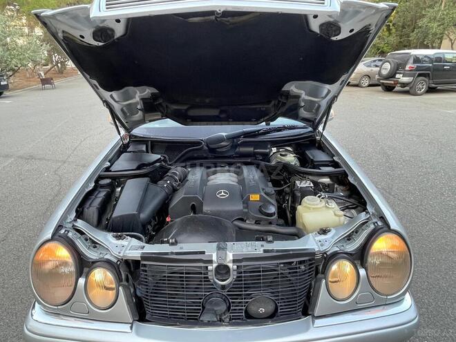 Mercedes E 280 1998, 443,215 km - 2.8 l - Sumqayıt