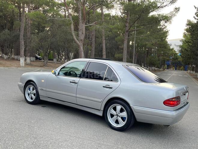 Mercedes E 280 1998, 443,215 km - 2.8 l - Sumqayıt