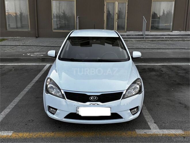 Kia Ceed 2011, 241,000 km - 1.4 l - Sumqayıt
