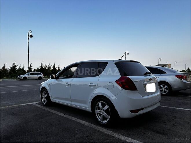 Kia Ceed 2011, 241,000 km - 1.4 l - Sumqayıt