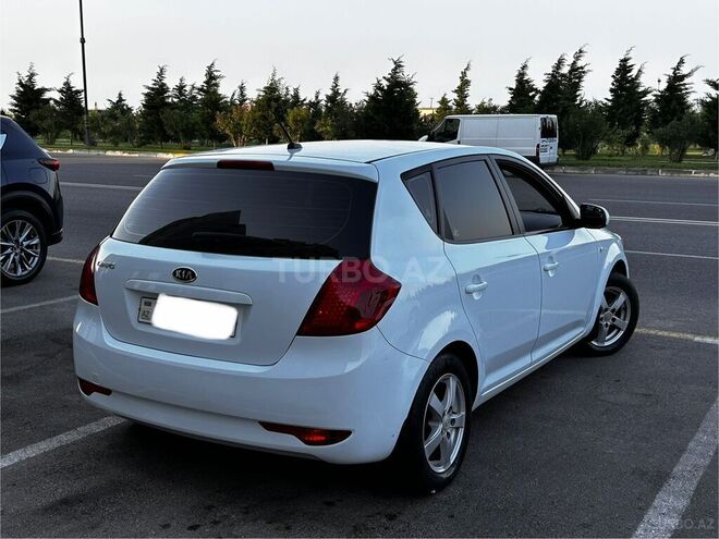 Kia Ceed 2011, 241,000 km - 1.4 l - Sumqayıt