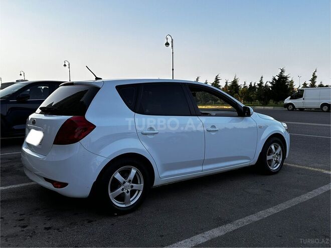 Kia Ceed 2011, 241,000 km - 1.4 l - Sumqayıt