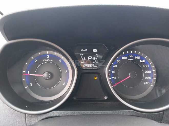 Hyundai Avante 2014, 135,000 km - 1.6 л - Bakı