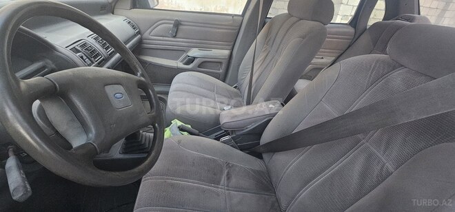 Ford  1992, 135,000 km - 2.3 l - Bakı