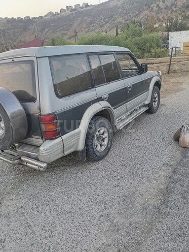 Mitsubishi Pajero 1995, 350,000 km - 2.8 л - Bakı