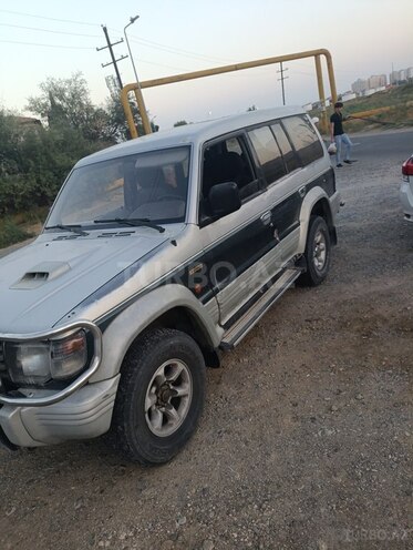 Mitsubishi Pajero 1995, 350,000 km - 2.8 л - Bakı