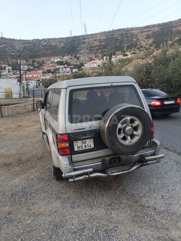 Mitsubishi Pajero 1995, 350,000 km - 2.8 л - Bakı