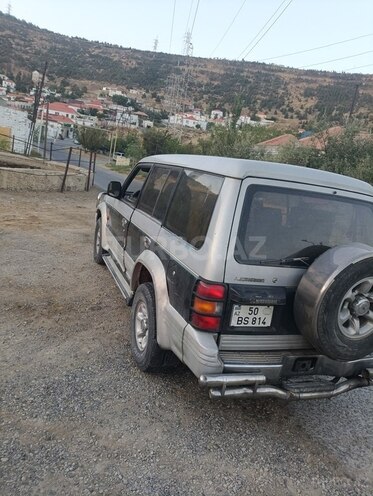 Mitsubishi Pajero 1995, 350,000 km - 2.8 л - Bakı