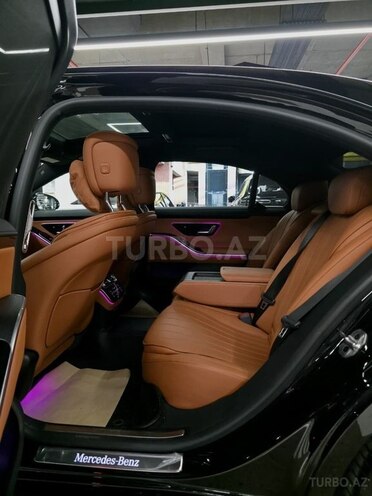Mercedes-Maybach S 400 2023, 8,400 km - 2.5 l - Bakı
