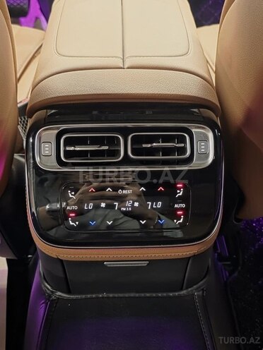Mercedes-Maybach S 400 2023, 8,400 km - 2.5 l - Bakı