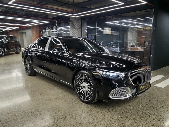 Mercedes-Maybach S 400 2023, 8,400 km - 2.5 l - Bakı